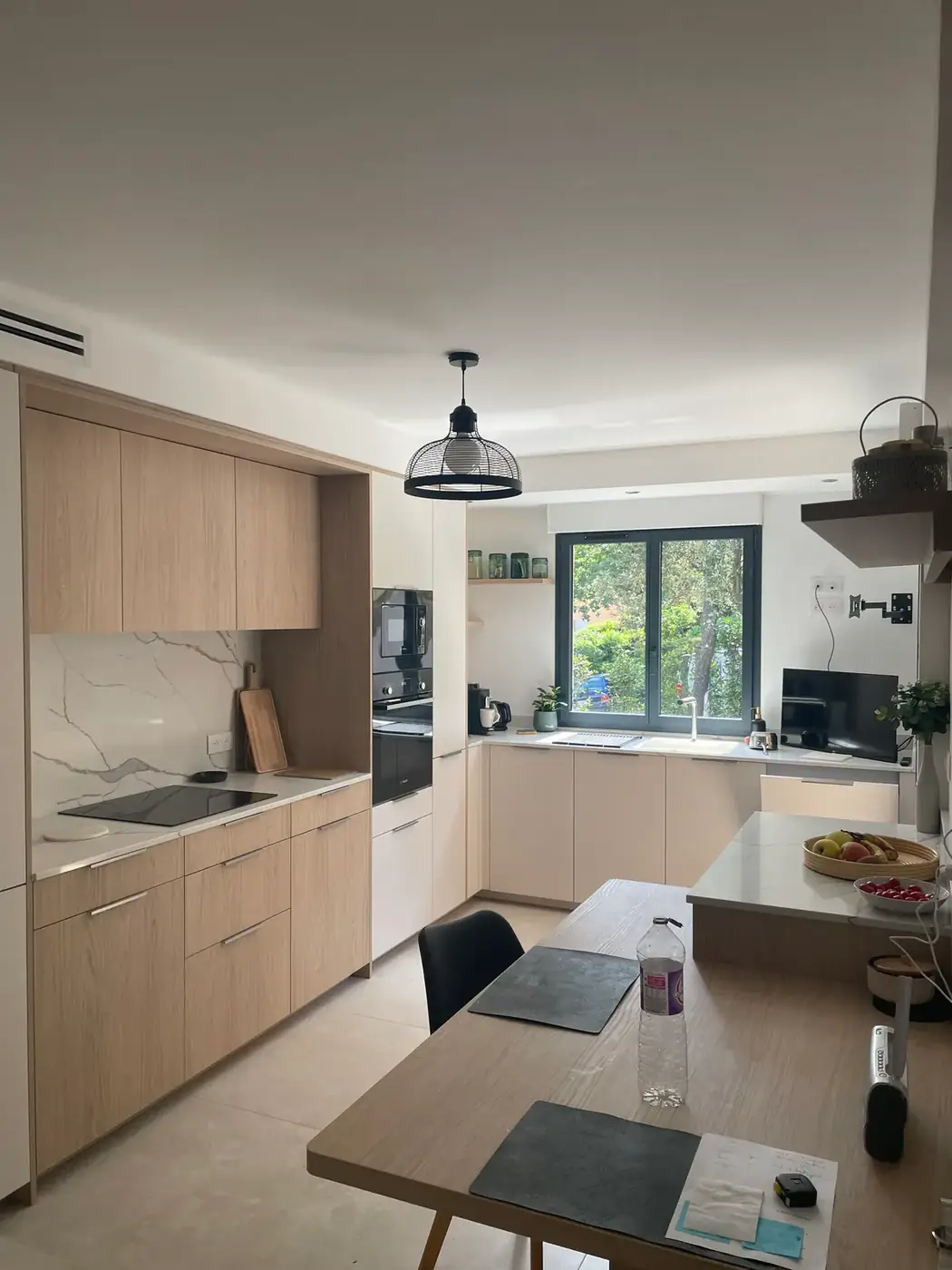 Cuisine — rénovation complète à Châteauneuf-le-Rouge (13)